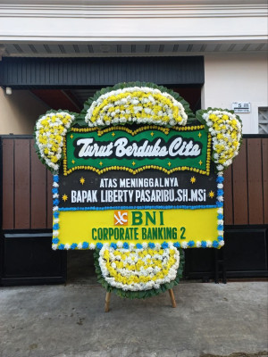 Papan Bunga Duka di Panjang